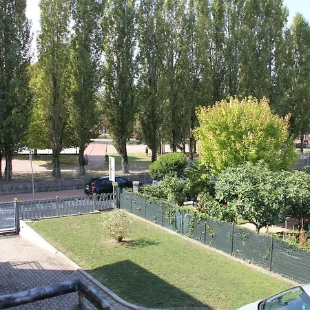 Nice Flat In * Legnaro